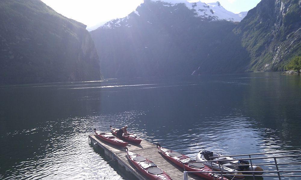 Grande Hytteutleige Og Camping Geiranger Ngoại thất bức ảnh