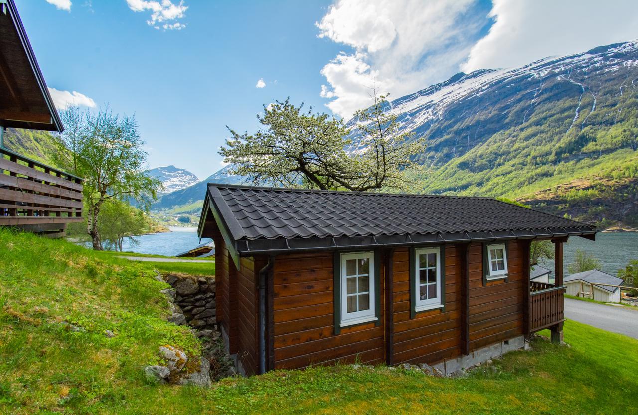 Grande Hytteutleige Og Camping Geiranger Ngoại thất bức ảnh
